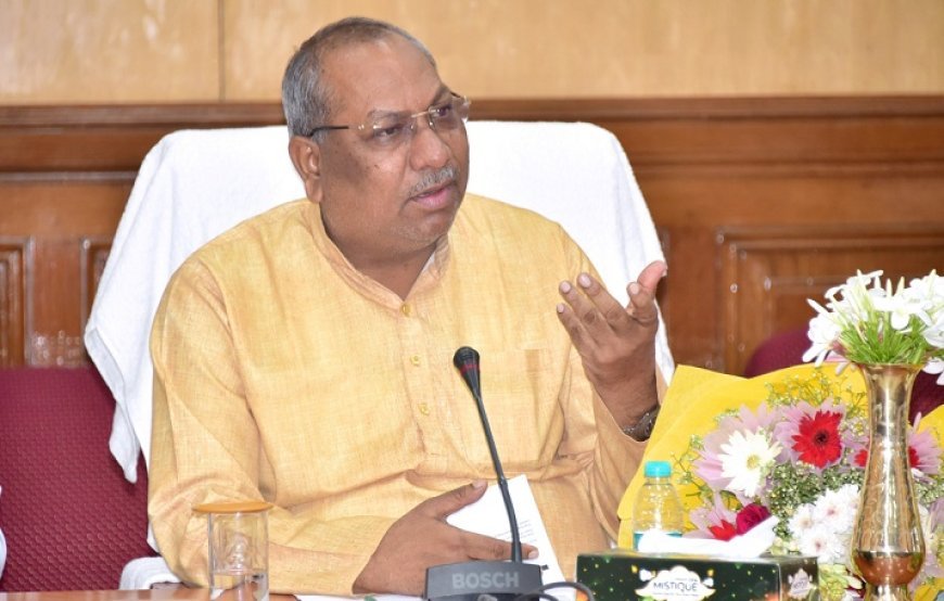 Lucknow:उत्तर प्रदेश मत्स्य विभाग की समीक्षा बैठक: वन ट्रिलियन डॉलर अर्थव्यवस्था के लक्ष्य हेतु पट्टा सरलीकरण, ऑनलाइन प्रक्रिया एवं मत्स्य उत्पादन वृद्धि पर जोर। 