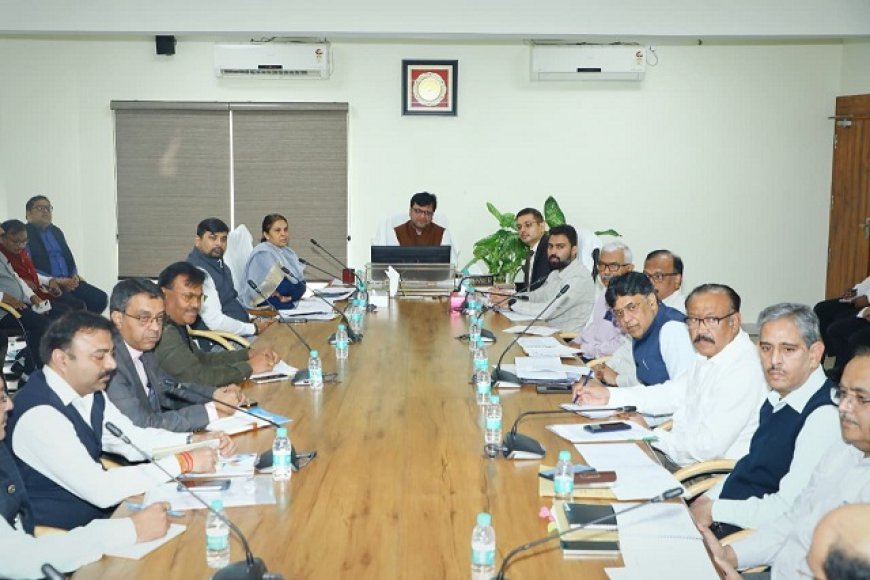 Lucknow: आबकारी मंत्री ने मदिरा खरीद की व्यवस्था पारदर्शी बनाने के लिए ‘यूपी एक्साईज सिटिजेन ऐप’ का शुभारंभ किया। 