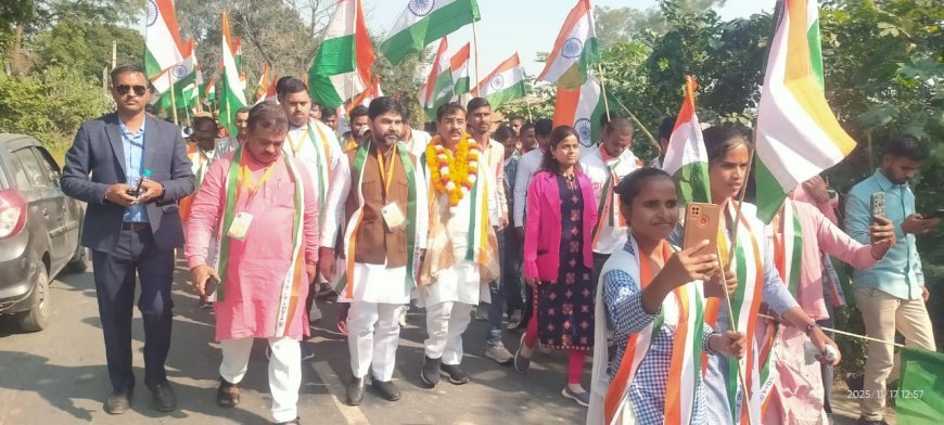 Hardoi : मल्लावां में सरदार वल्लभभाई पटेल की 150वीं जयंती पर भव्य यूनिटी मार्च