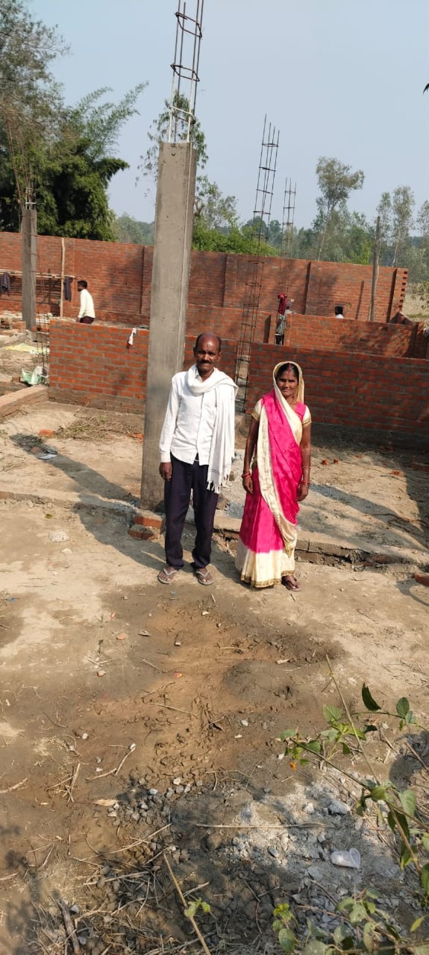 Hardoi : बैनामा की जमीन पर दबंगों का कब्जा, गरीब महिला को न्याय के लिए लगाने पड़ रहे थाने-तहसील के चक्कर