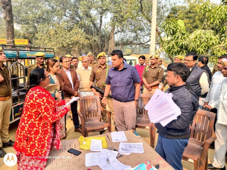 Sitapur : विशेष मतदाता पुनरीक्षण में लापरवाही बर्दाश्त नहीं: जिलाधिकारी राजा गणपति आर