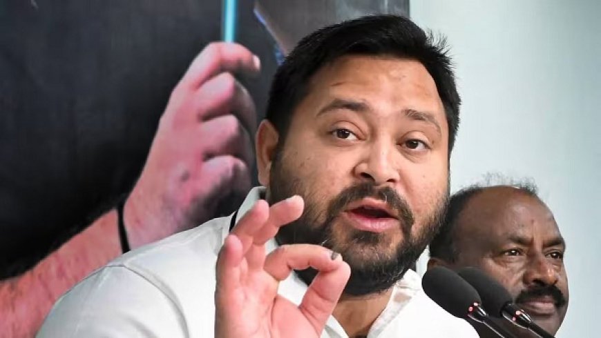 बिहार चुनाव हार के बाद RJD ने 32 भोजपुरी गायकों को भेजे कारण बताओ नोटिस, अनधिकृत गानों से पार्टी की छवि खराब होने का आरोप। 