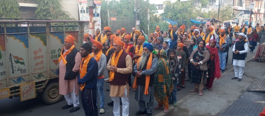 Deoband : देवबंद में गुरु तेग बहादुर के 350वें शहीदी पर्व पर प्रभात फेरी, हिंदू धर्म रक्षकों को श्रद्धांजलि