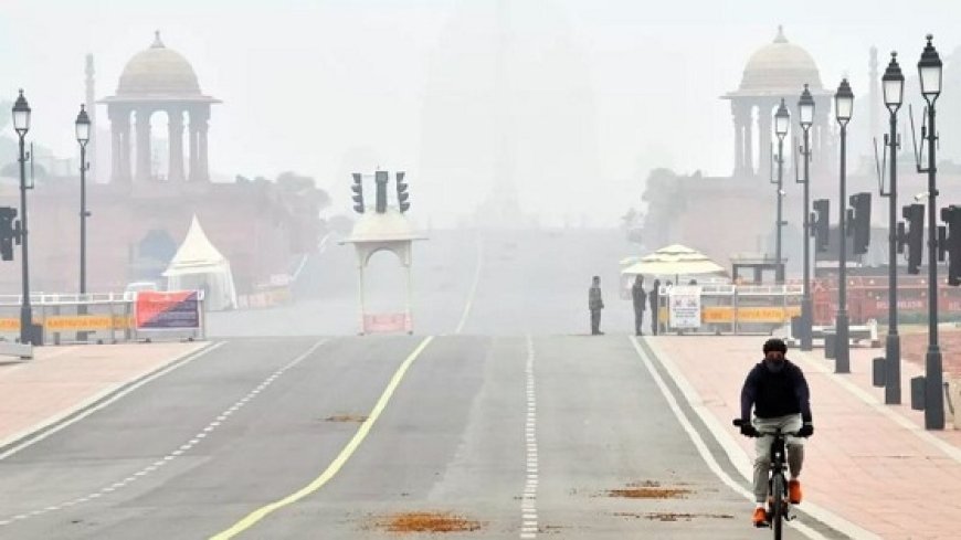 दिल्ली-एनसीआर में GRAP-3 हटने से राहत: AQI में सुधार के बाद 50% वर्क फ्रॉम होम और स्कूलों का हाइब्रिड मोड बंद, GRAP-2 नियम लागू। 