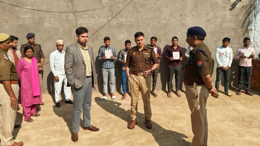 Hardoi: जिलाधिकारी और पुलिस अधीक्षक ने किया हरदोई जेल का संयुक्त निरीक्षण, सुरक्षा पर जोर। 