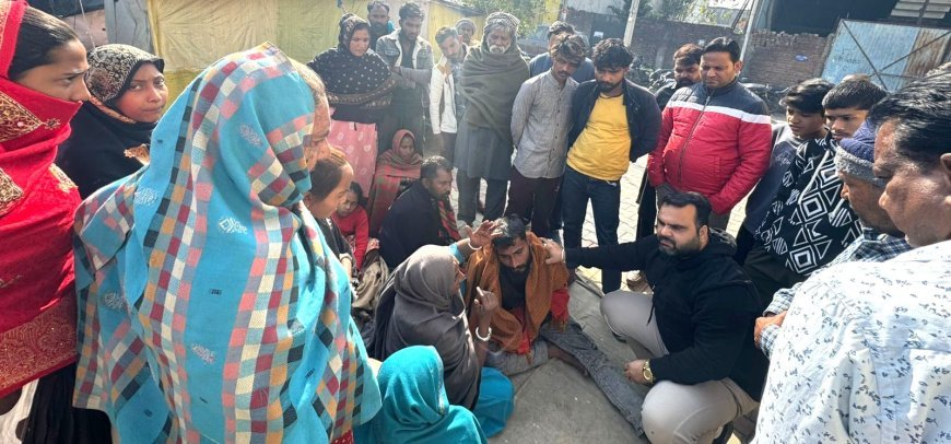 Uttrakhand : बाजपुर में कूड़ा गाड़ी की चपेट में दो साल की बच्ची की मौत, ठेकेदार के खिलाफ कार्रवाई और मुआवजे की मांग