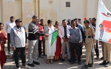 Hardoi: जनपद में विश्व एड्स दिवस मनाया गया, जागरूकता रैली निकाली- 538 एचआईवी पॉजिटिव चिन्हित। 