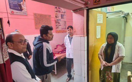 Sitapur : डीएम व सीएमओ के लगातार निरीक्षण के बावजूद स्वास्थ्य विभाग में लापरवाही बरकरार, सीएचसी परसेंडी पर देर रात छापे में कई खामियां उजागर