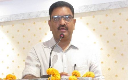 Lucknow : फैमिली आईडी के आधार पर स्वतः मिलेगी वृद्धावस्था पेंशन, अपर मुख्य सचिव ने सभी सभी मण्डलायुक्तों और जिलाधिकारियों को दिए लागू करने के निर्देश