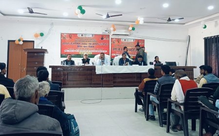 Hardoi: विश्व मृदा दिवस पर भव्य कृषक-वैज्ञानिक संवाद एवं संगोष्ठी आयोजित, किसानों को मृदा स्वास्थ्य एवं टिकाऊ खेती की दी गई जानकारी। 