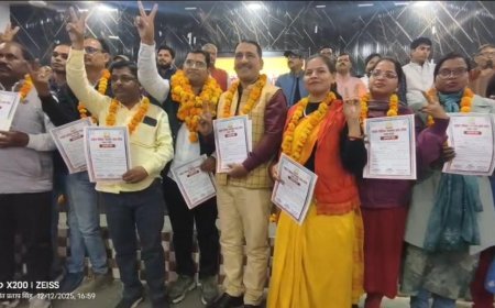 Hardoi : संडीला-बेहंदर में राष्ट्रीय शैक्षिक महासंघ का चुनाव सम्पन्न, मंच संचालन कर चमके अखिलेश कुमार सिंह