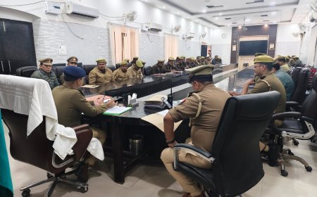 Hardoi : हरदोई: सड़क दुर्घटनाओं पर काबू के लिए पुलिस की रणनीति पर बैठक हुई