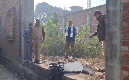 Sambhal: सम्भल में युवक का शव मिलने से हड़कंप, सिर में चोट के निशान, हत्या की आशंका।