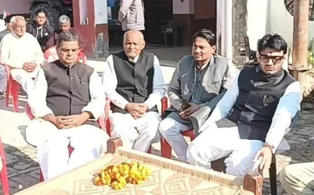 Deoband : देवबंद में राष्ट्रवादी नवनिर्माण दल के अध्यक्ष श्रीकांत त्यागी ने किया गांवों का दौरा