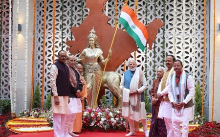 Lucknow: सशक्त, स्वाभिमानी व स्वावलंबी भारत बनाने के लिए सतत प्रयत्नशील हैं पीएम मोदी- रक्षा मंत्री 