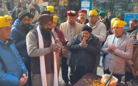 Mussoorie : मसूरी में वीर बाल दिवस पर साहिबजादों के बलिदान को श्रद्धांजलि