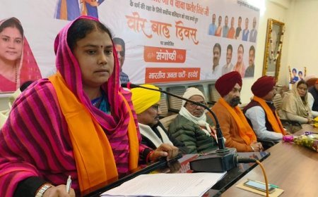 Hardoi: वीर बाल दिवस पर भाजपा जिला कार्यालय में संगोष्ठी आयोजित, साहिबजादों के बलिदान को किया याद। 