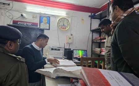 Balrampur: डीएम डॉ. विपिन जैन की अध्यक्षता में कोतवाली देहात व नगर में थाना समाधान दिवस आयोजित, फरियादियों की समस्याओं का समयबद्ध निस्तारण सुनिश्चित