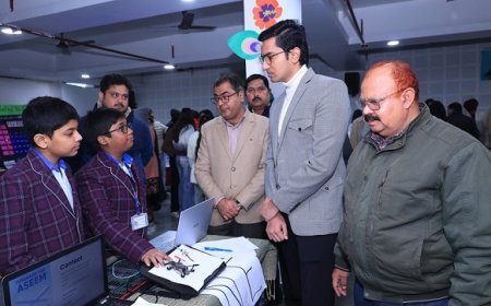 Lakhimpur Kheri: लखनऊ पब्लिक स्कूल, लखीमपुर खीरी में आर्ट-क्राफ्ट, विज्ञान प्रदर्शनी एवं बाल मेले का भव्य आयोजन संपन्न। 