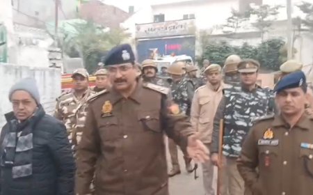 Sambhal : सम्भल में जामा मस्जिद क्षेत्र में पैमाइश से पहले पुलिस का फ्लैगमार्च, ड्रोन से रखी गई कड़ी निगरानी