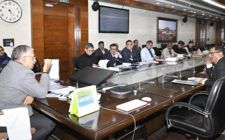 Lucknow : मुख्य सचिव एस.पी. गोयल की अध्यक्षता में नाबार्ड आरआईडीएफ परियोजनाओं की हाई पावर कमेटी की तीसरी समीक्षा बैठक हुई