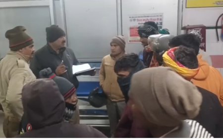 Sambhal : नए साल की पूर्व संध्या पर सम्भल–गंवा रोड पर दर्दनाक हादसा, युवक की मौत, एक घायल