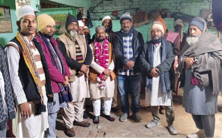 Gonda : उमरा की पवित्र यात्रा पर रवाना हुए गुलजार मियां