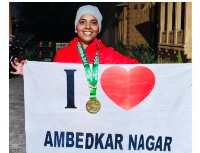 Ambedkarnagar : अंबेडकरनगर की डॉ. गितिका वर्मा ने लोंगेवाला अल्ट्रामैराथन में रचा इतिहास