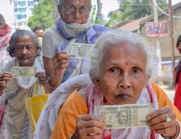 बिहार में सामाजिक सुरक्षा पेंशनधारियों के लिए आधार आधारित जीवन प्रमाणीकरण की नई सुविधा शुरू, CSC केंद्रों पर मुफ्त सेवा, असमर्थ लाभार्थियों के लिए घर पर भी टीम जाएगी