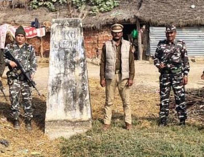 Shravasti: इंडो-नेपाल सीमा पर पुलिस और SSB की संयुक्त गश्त तेज, सुरक्षा व्यवस्था हुई और मजबूत। 