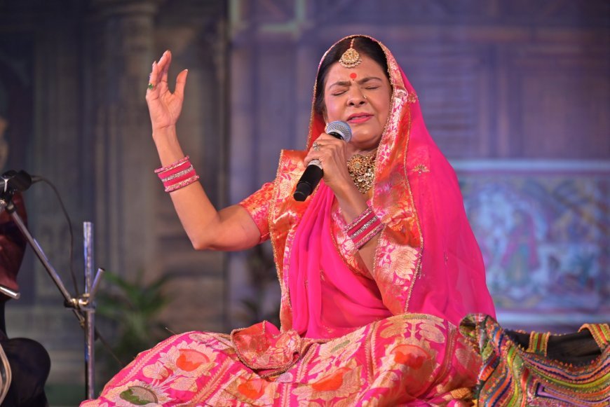 Prayagraj : राष्ट्रीय शिल्प मेला-2025 का भव्य शुभारंभ, पद्मश्री मालिनी अवस्थी के लोकगीतों ने बांधा समां, संगम नगरी बही सांस्कृतिक रंगत