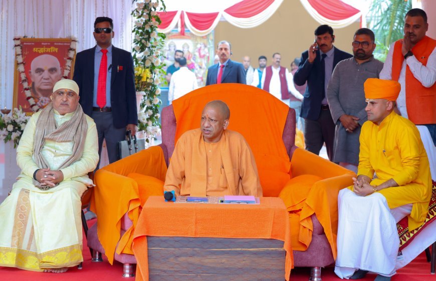 Lucknow : मुख्यमंत्री ने विश्व दिव्यांग दिवस पर दिव्यांगजन सशक्तिकरण के क्षेत्र के 30 व्यक्तियों/संस्थाओं/नियोक्ताओं एवं सर्वश्रेष्ठ दिव्यांग कार्मिकों को राज्यस्तरीय पुरस्कार दिए