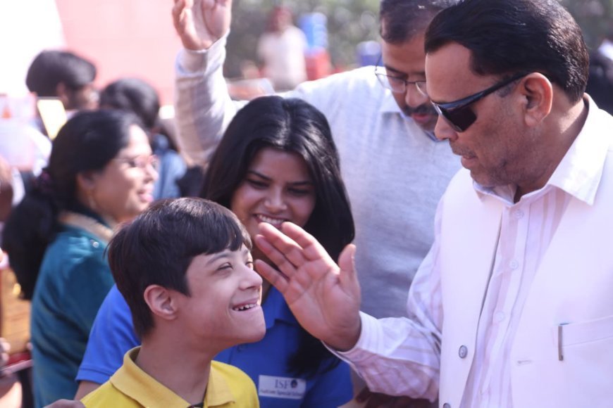 Lucknow : दिव्यांगजन सशक्तीकरण के लिए योगी सरकार समर्पित, मंत्री नरेन्द्र कश्यप ने किया राज्यस्तरीय कार्यक्रम का समापन