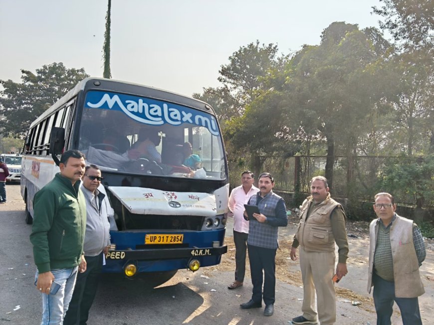 Sitapur : एआरटीओ ने निजी बस की सीज, वसूला जुर्माना