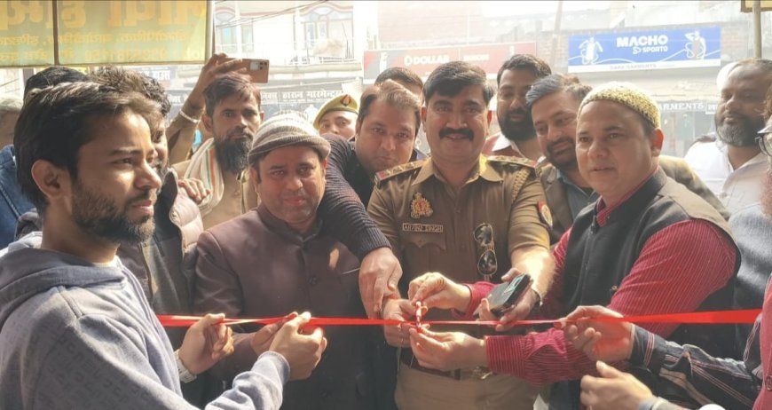 Sitapur : लहरपुर में योर ड्रीम लाइब्रेरी का उद्घाटन, कोतवाली प्रभारी ने छात्रों को पढ़ाई के लिए प्रेरित किया