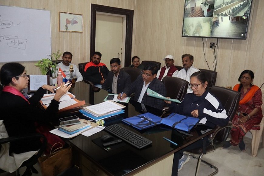 Hardoi: हरदोई में सांसद खेल स्पर्धा की तैयारियां तेज, सीडीओ की अध्यक्षता में जिला खेल विकास समिति की महत्वपूर्ण बैठक संपन्न। 