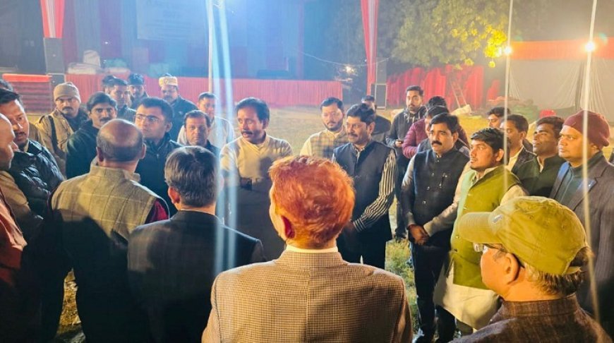 Lucknow: वाराणसी में द्वितीय रोजगार महाकुंभ 2025: इजरायल की कंपनियां नहीं लेंगी हिस्सा, 293 कंपनियां देंगी 27,000+ नौकरियां। 