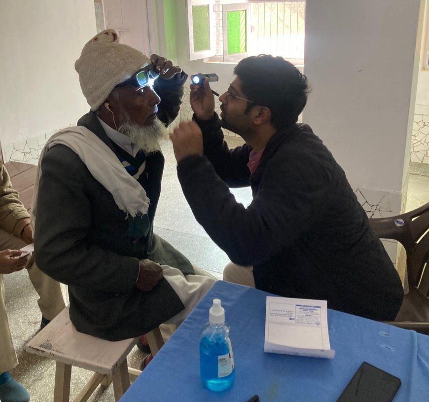 Sitapur : लहरपुर में निःशुल्क नेत्र शिविर, 190 मरीजों की जांच में 125 को मोतियाबिंद ऑपरेशन के लिए भेजा गया