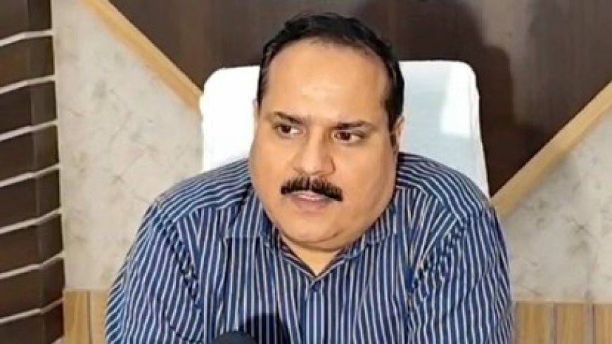 Lucknow : विशेष गहन पुनरीक्षण-2026 की समीक्षा बैठक में डिजिटाइजेशन 98.14 प्रतिशत पूरा, मैपिंग पर जोर