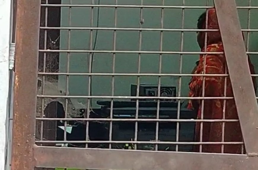 Sambhal : नागरिकता सत्यापन में बाधा- मूल दस्तावेज़ न दिखाने पर पाँच बांग्लादेशी नागरिकों की प्रक्रिया फिर अटकी