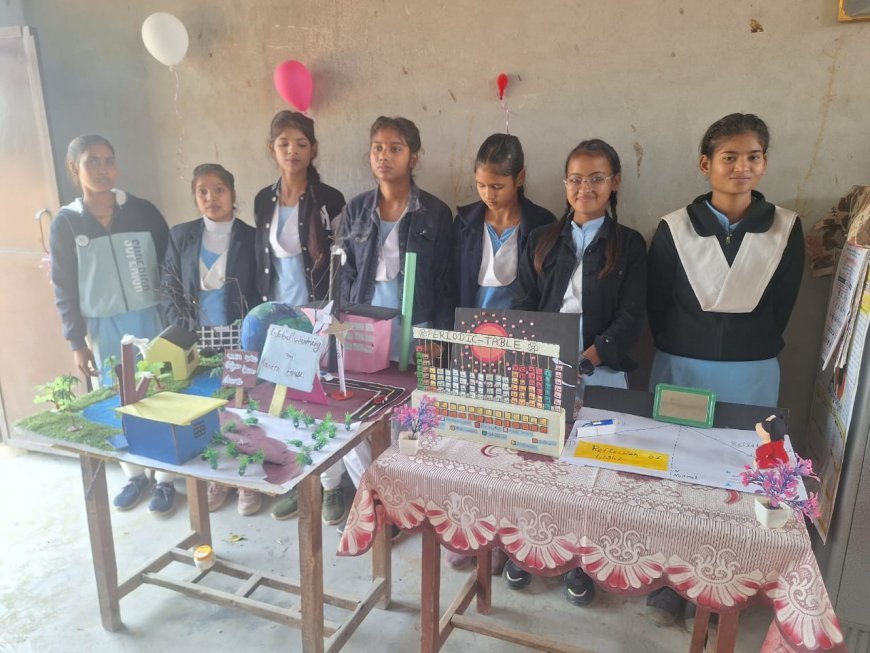 Hathras : महर्षि दयानंद बालिका विद्यालय में छात्राओं ने दिखाए रचनात्मक विज्ञान प्रोजेक्ट