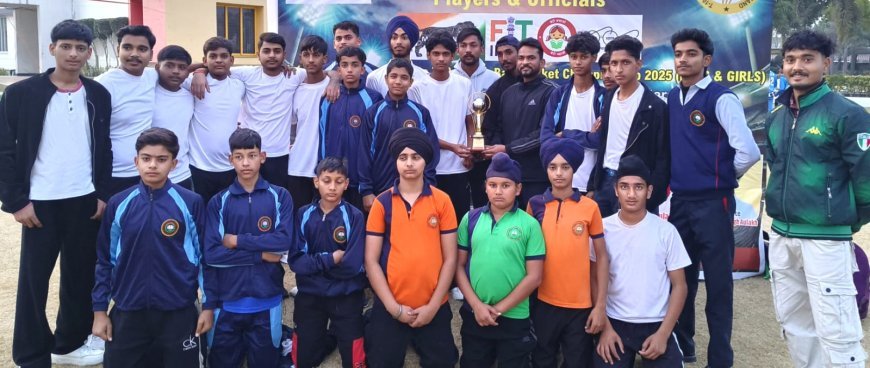 Bajpur : ज्ञानदीप की अंडर-14 क्रिकेट टीम का तीसरा स्थान प्राप्त किया