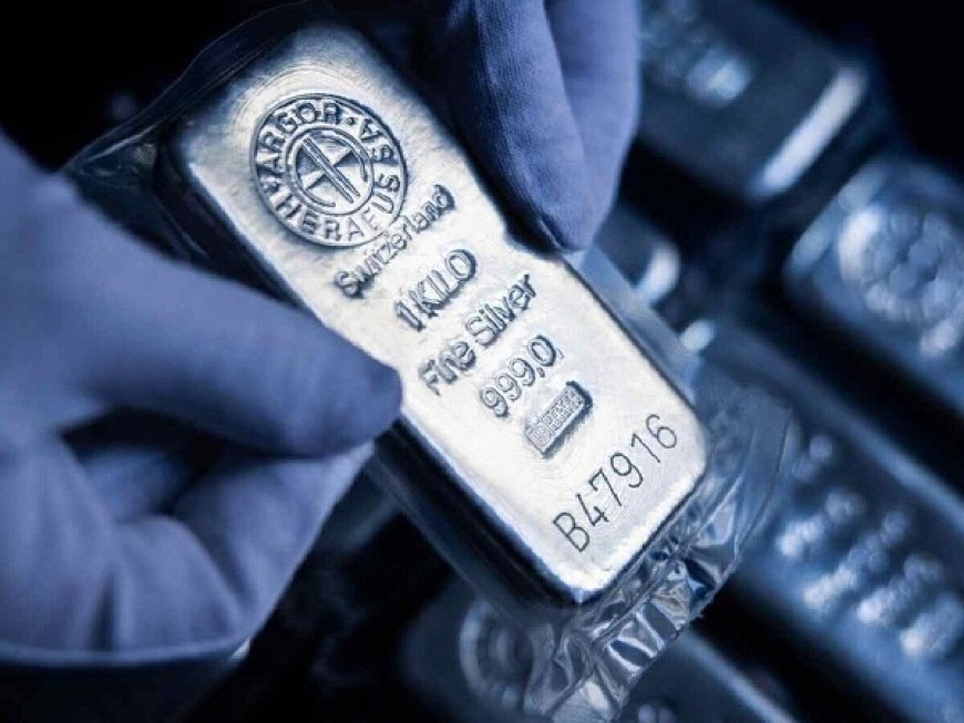 दामों में तेजी के बाद चांदी माइक्रोसॉफ्ट को पीछे छोड़कर बनी दुनिया की पांचवीं सबसे मूल्यवान संपत्ति।