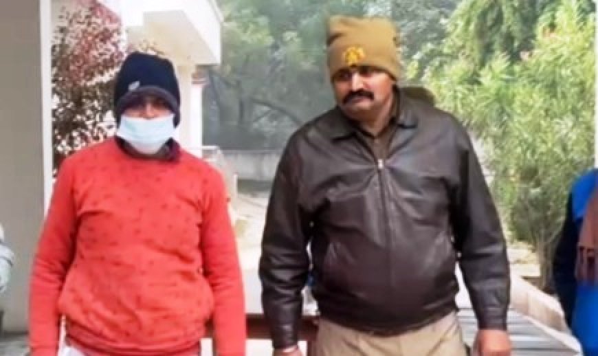 Hardoi : कछौना में मोबाइल दुकान से चोरी के आरोपी को 50 हजार रुपये के साथ गिरफ्तार किया