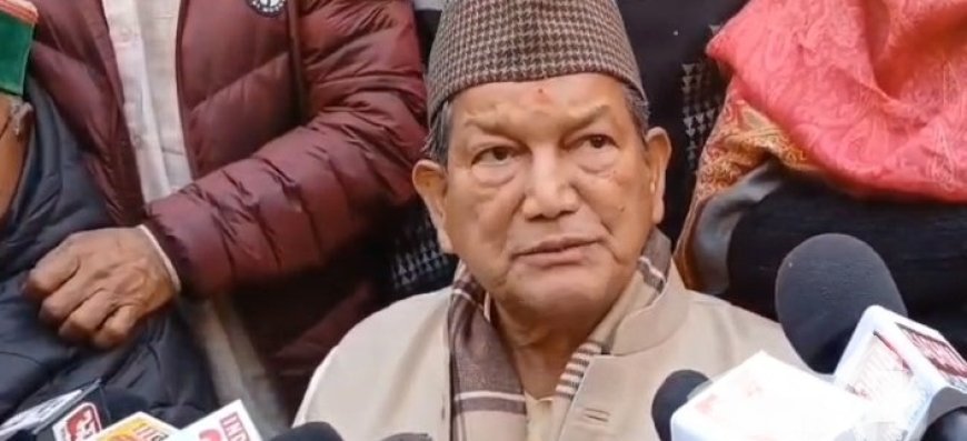 Mussoorie: मसूरी में पटरी व्यापारियों को लेकर सियासी संग्राम, हरीश रावत ने दी उग्र आंदोलन की चेतावनी।