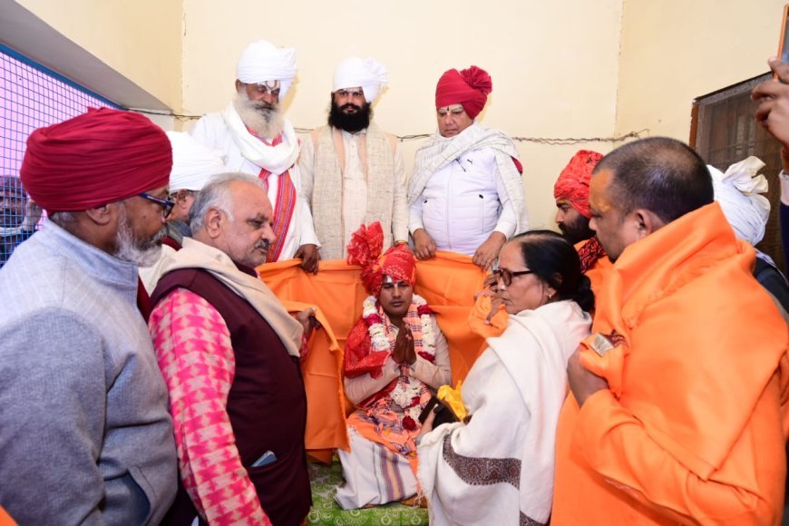 Sitapur : नैमिषारण्य में विवेक भाई शास्त्री बने महाकाली महाकाल मंशा देवी मंदिर के महंत