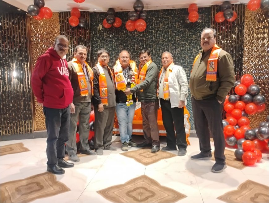 Hathras : योगेंद्र शर्मा उर्फ योगा पंडित ब्राह्मण महासभा हाथरस के अध्यक्ष चुने जाने पर मानव कल्याण सामाजिक संस्था ने किया स्वागत