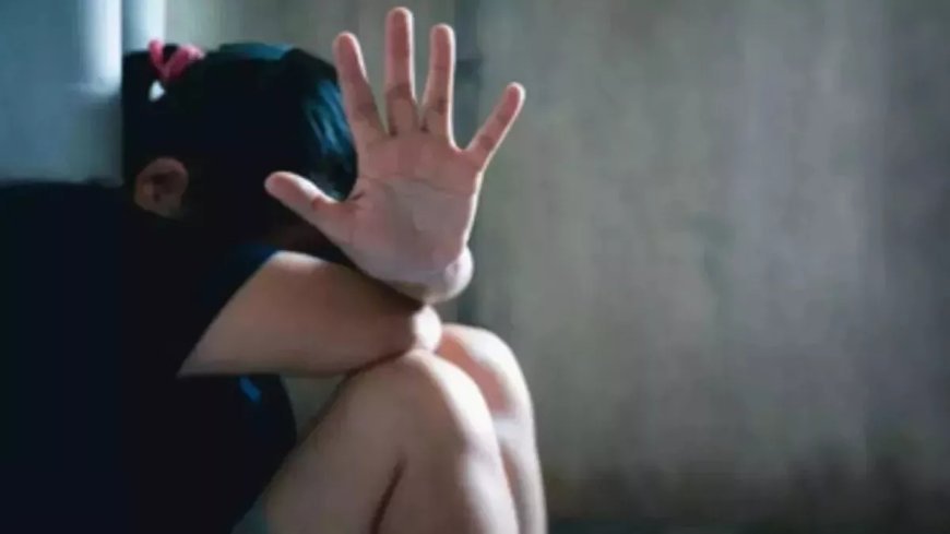 Sant Kabir Nagar : सौतेले पिता ने 13 साल की बेटी के साथ बलात्कार किया, पुलिस ने आरोपी को गिरफ्तार कर जेल भेजा