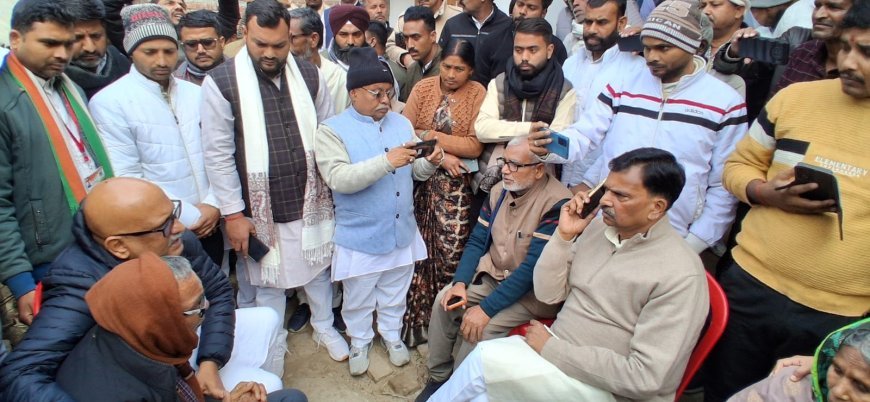 Sitapur : कार्य दबाव से परेशान BLO ने की आत्महत्या, सांसद और कांग्रेस अध्यक्ष ने जताया शोक