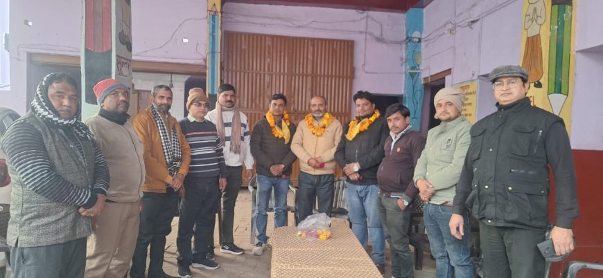 Hathras : सिकंदराराव प्रेस क्लब की बैठक में तहसील स्तरीय पत्रकार सम्मेलन के लिए संयोजक नियुक्त
